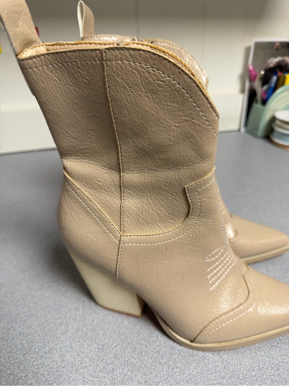 Oasis Society Cream Pointed Toe Mid Block Heel Western Boots